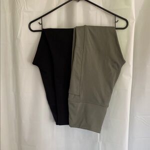 Danskin Black and Green Leggings